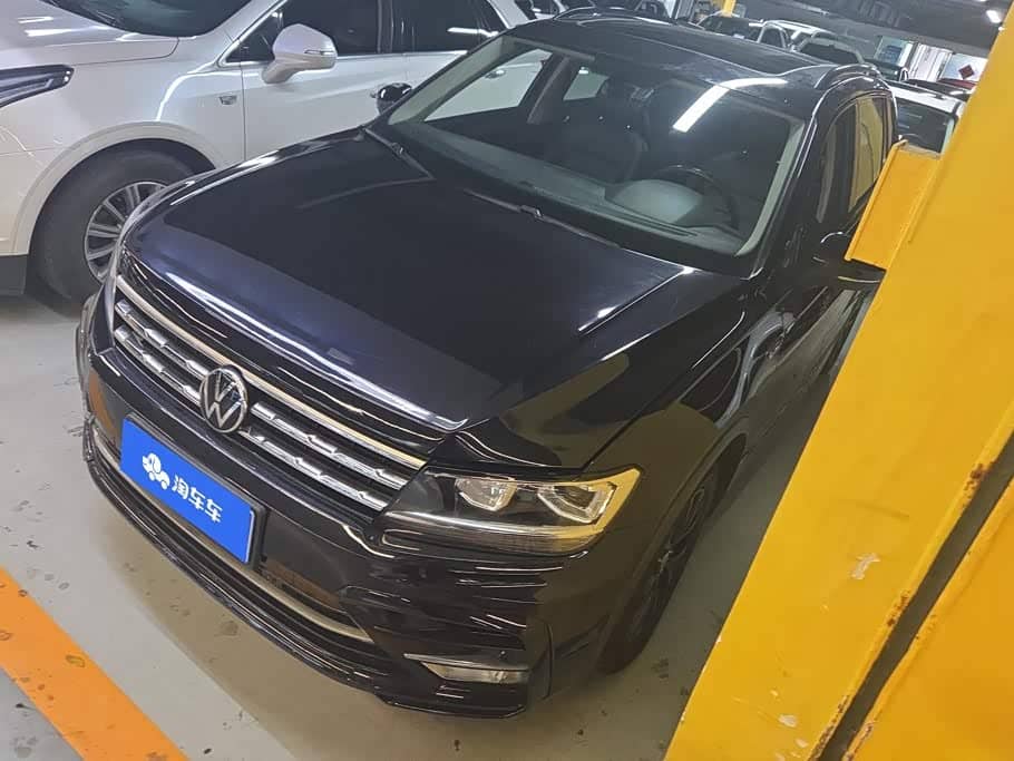 Volkswagen Tiguan L, 2018