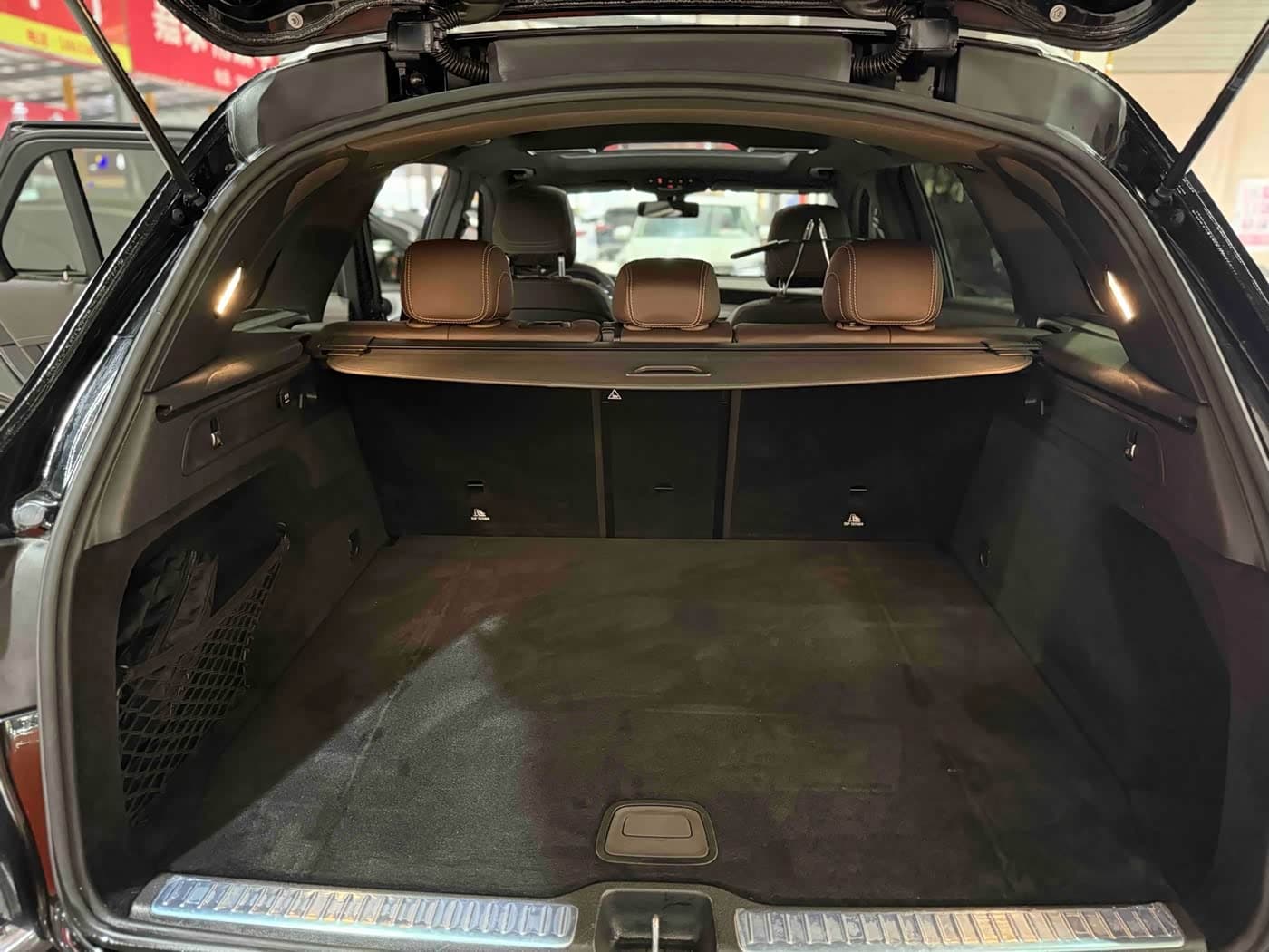 Mercedes-Benz GLC 2020 — Фото 14/16