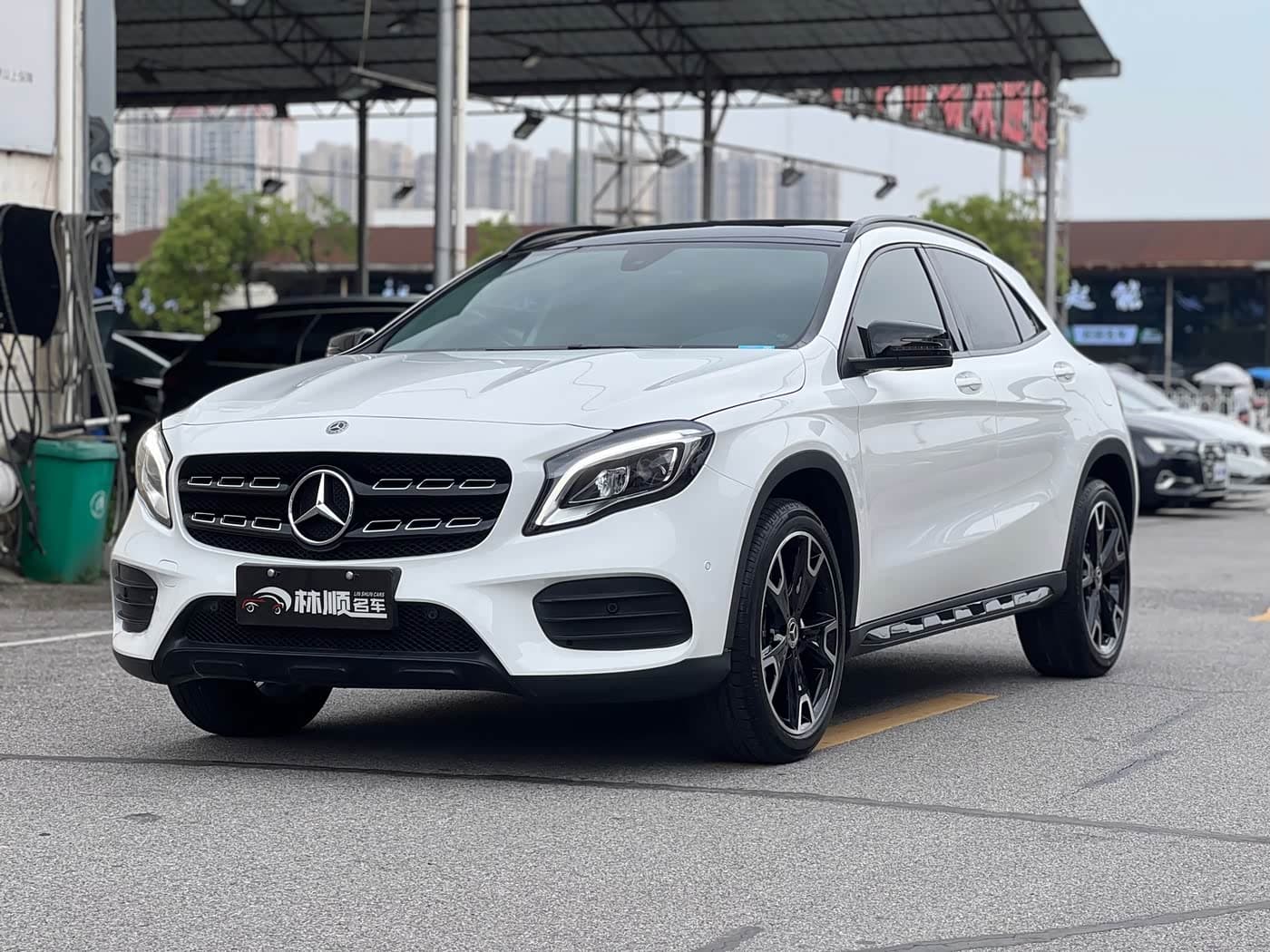 Mercedes-Benz GLA 2019 — Фото 1/20