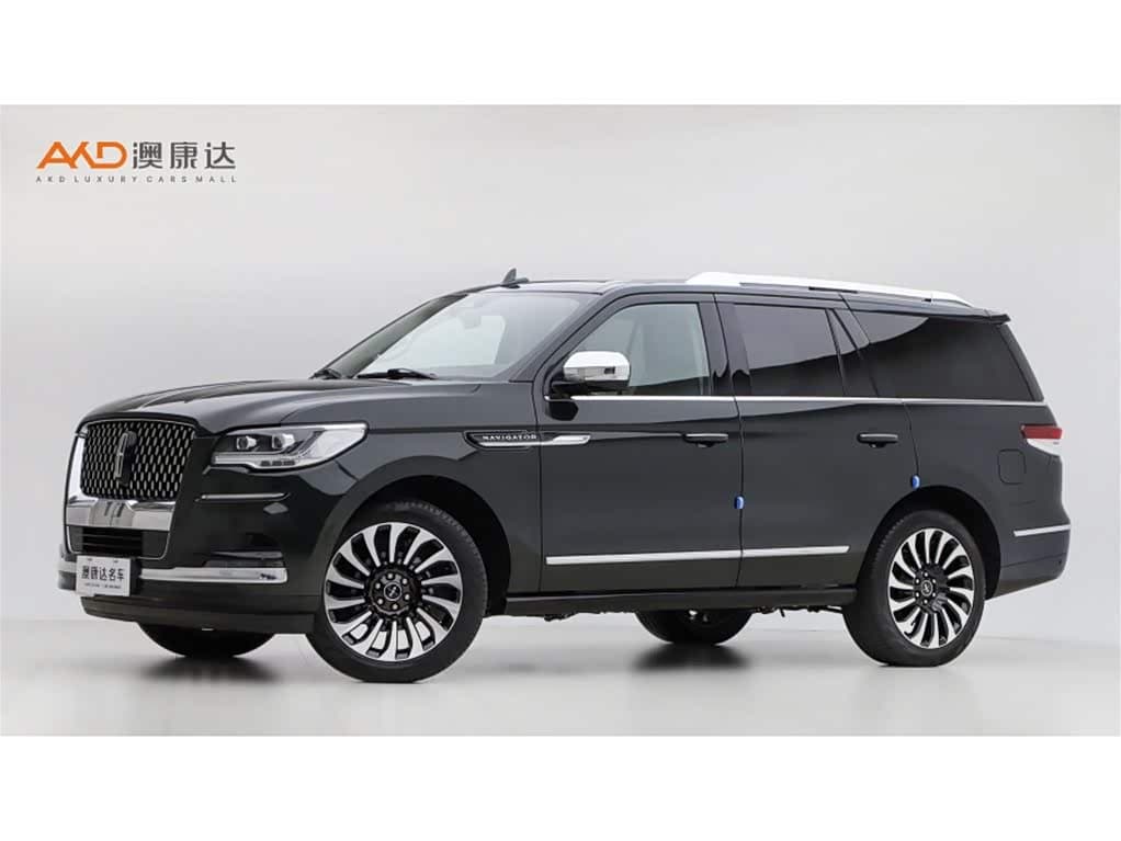 Lincoln Navigator 2024 — Фото 1/11
