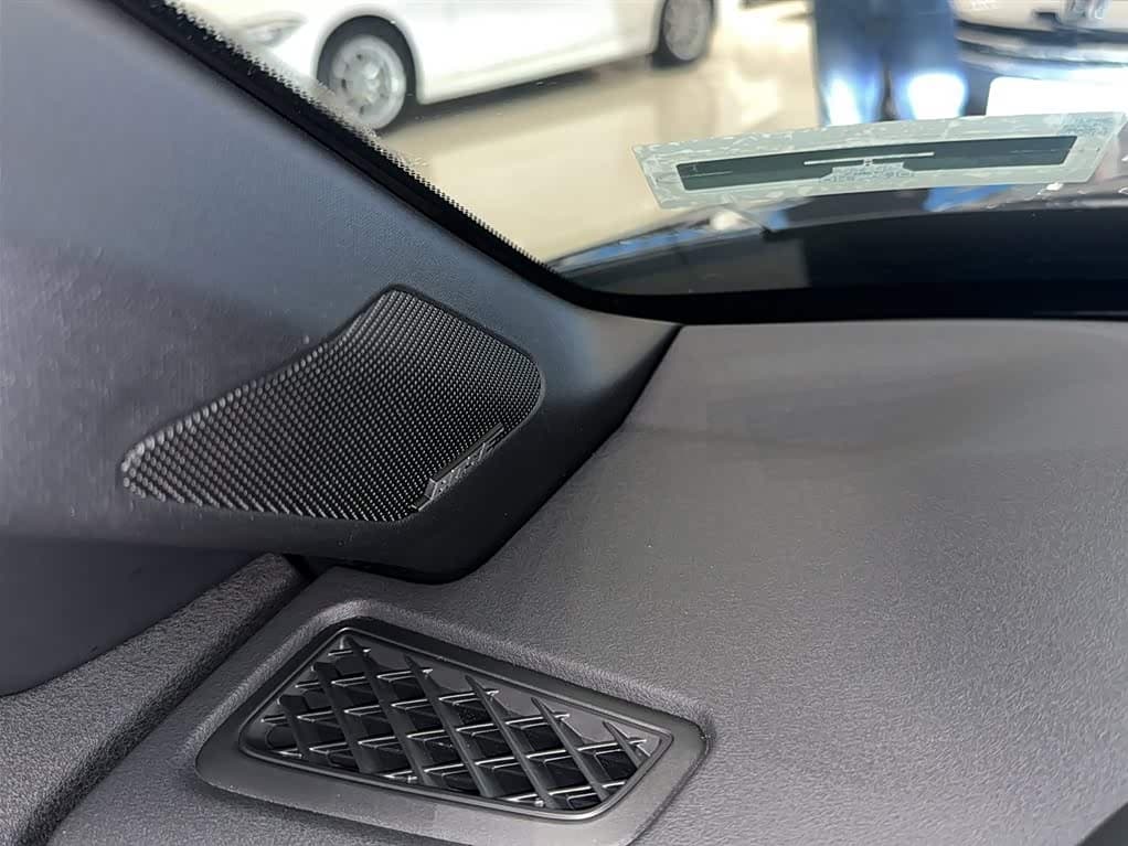 Honda Accord 2023 — Фото 3/20