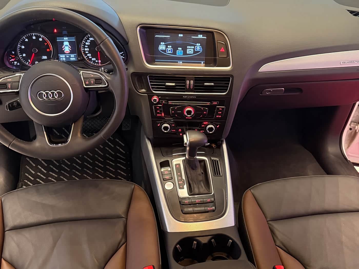 Audi Q5 2018 — Фото 11/17