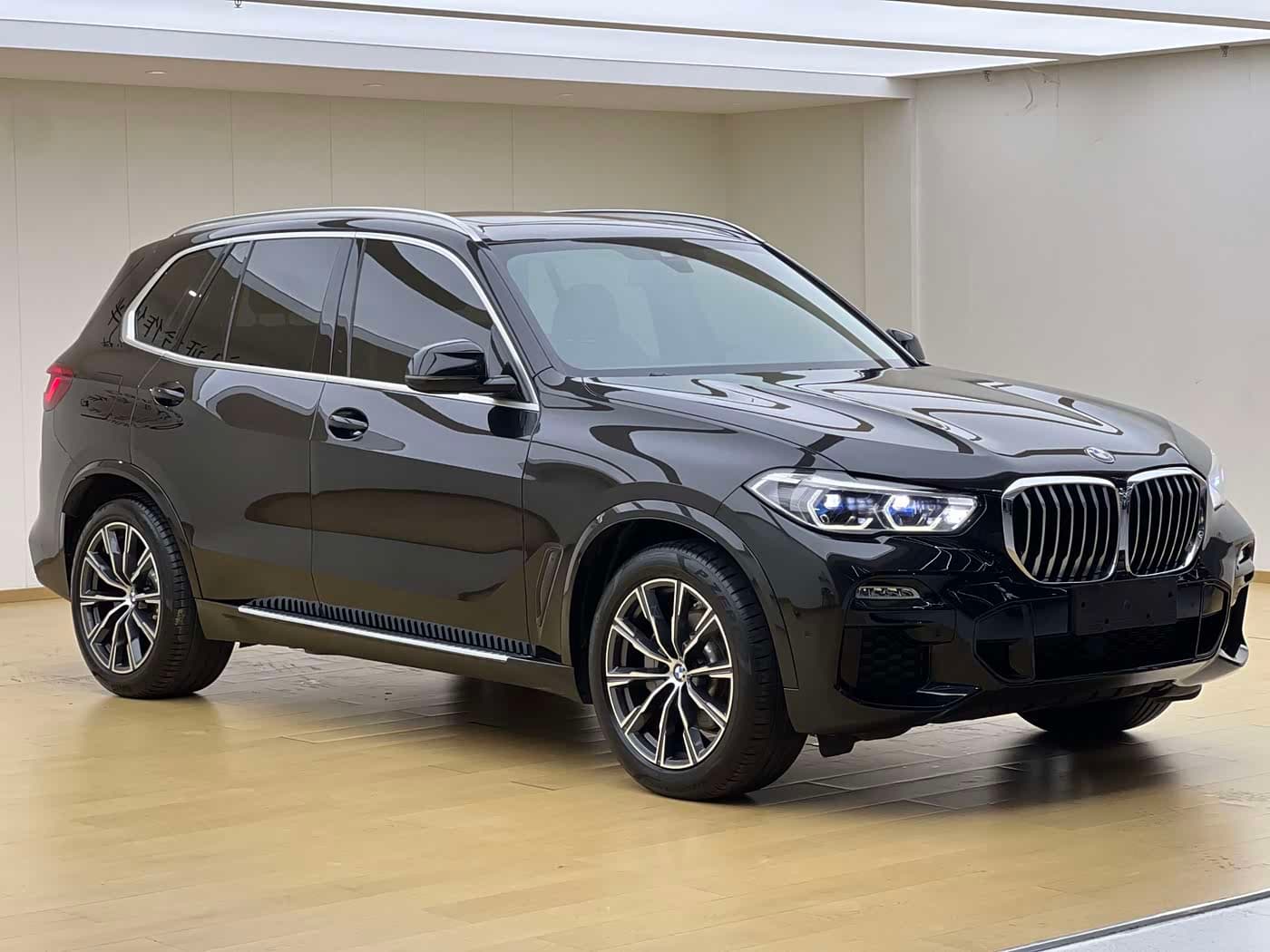 BMW X5 2020 — Фото 3/20