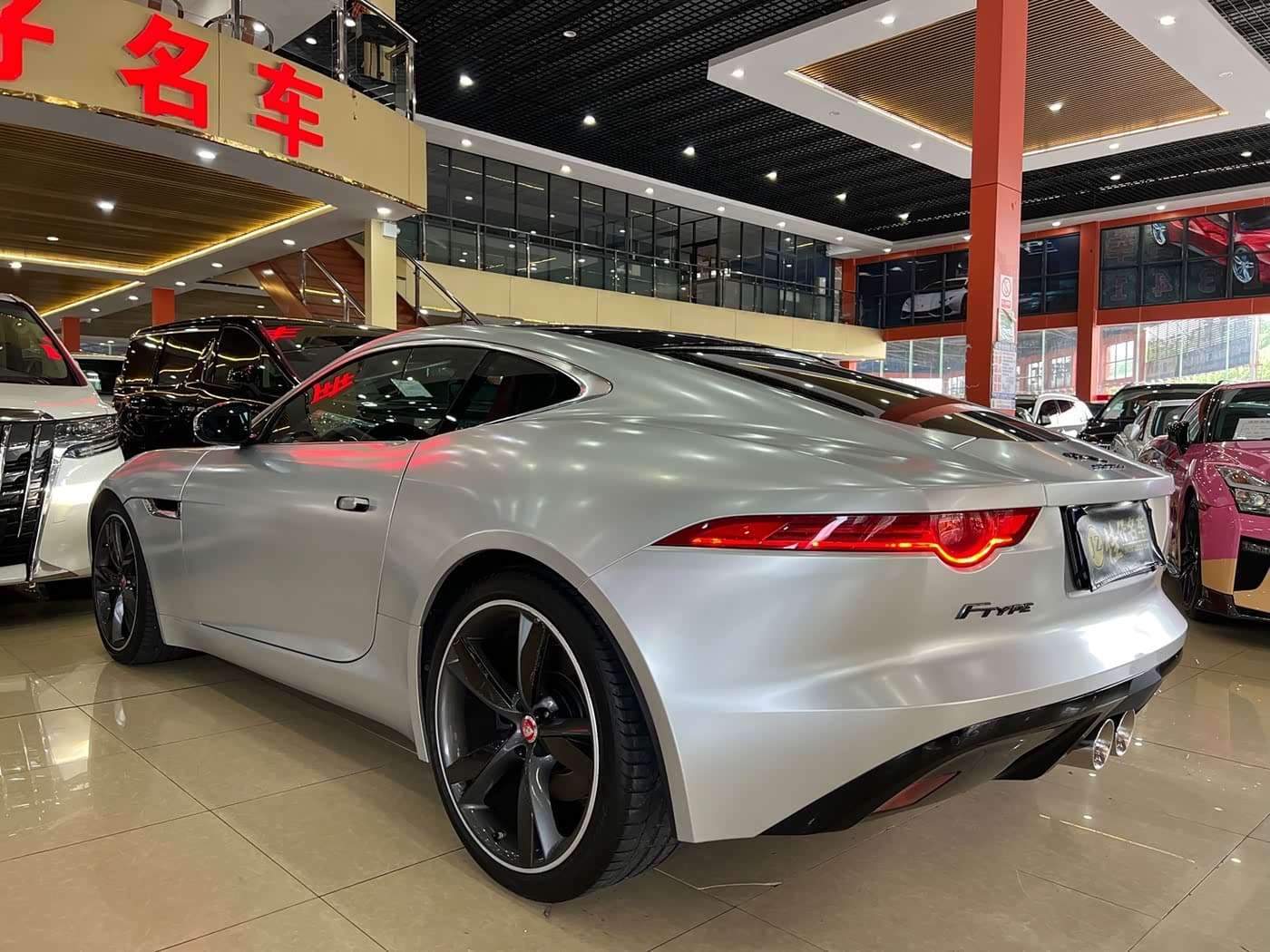 Jaguar F-TYPE 2015 — Фото 5/16