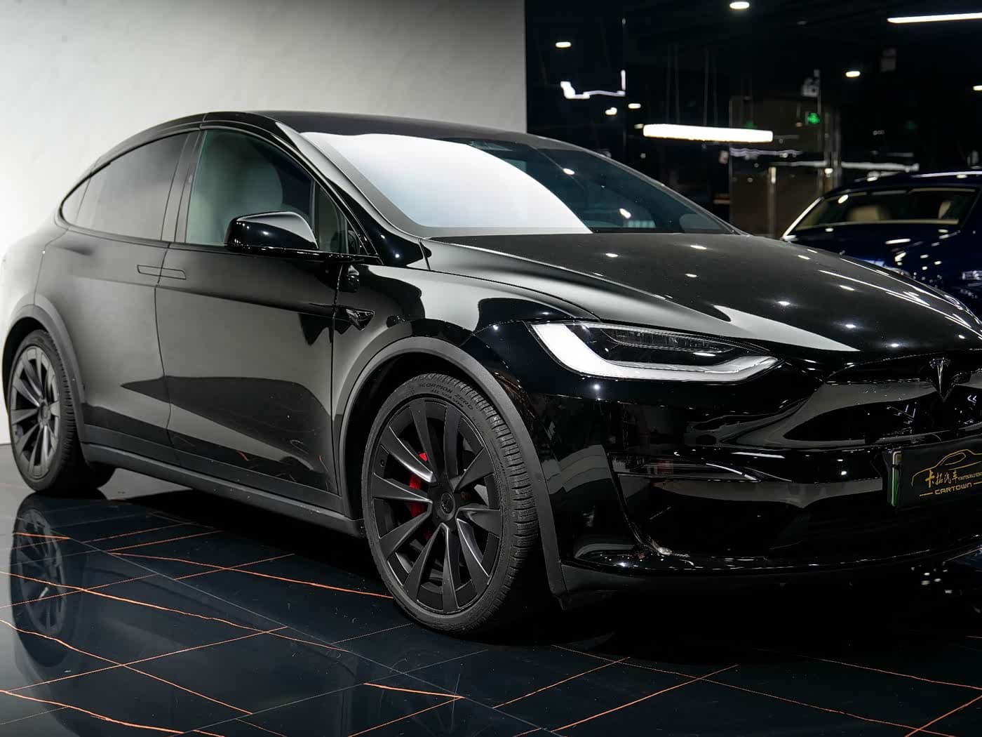 Tesla Model X 2023 — Фото 2/20