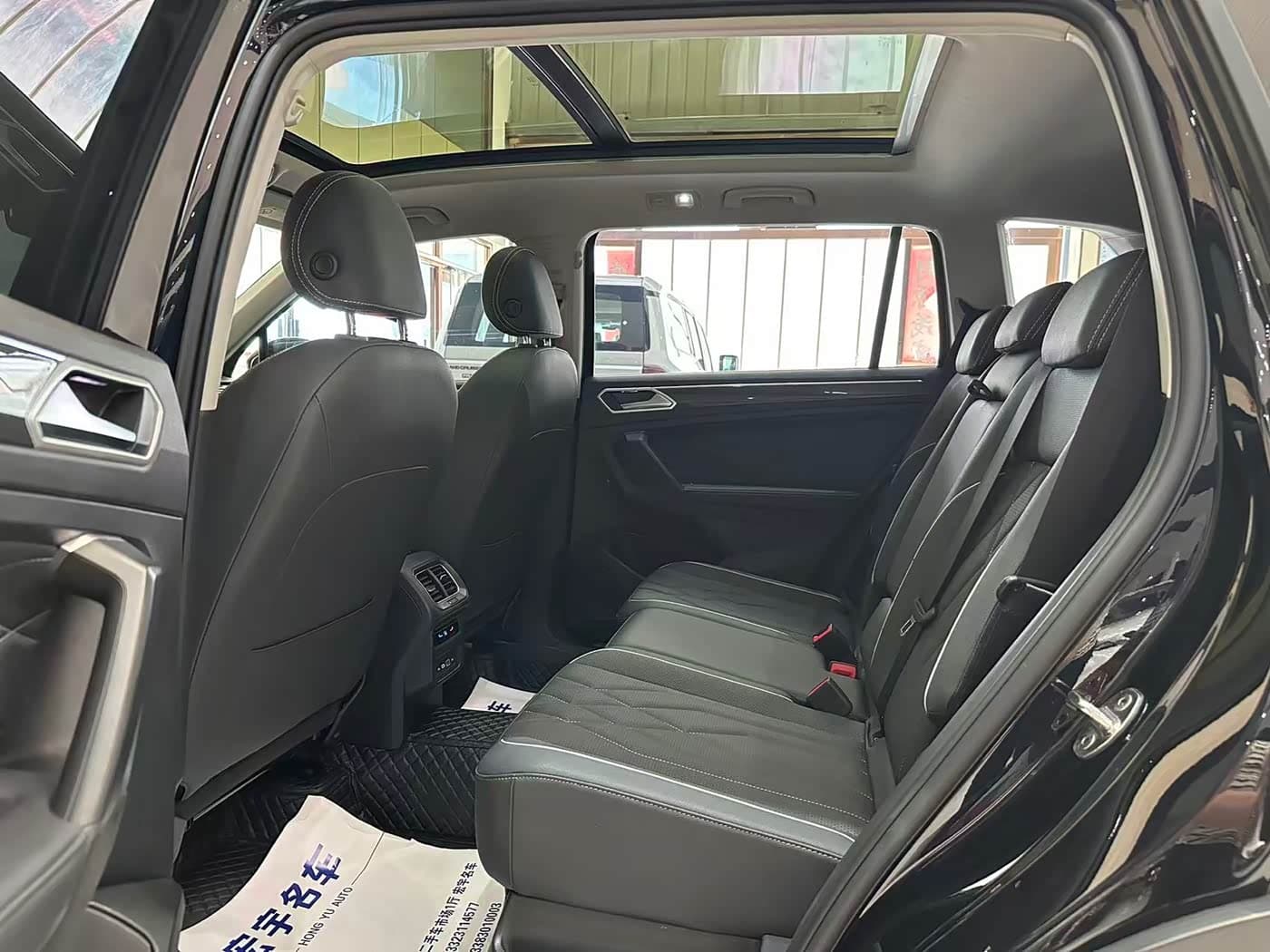 Volkswagen Tiguan L 2023 — Фото 15/20