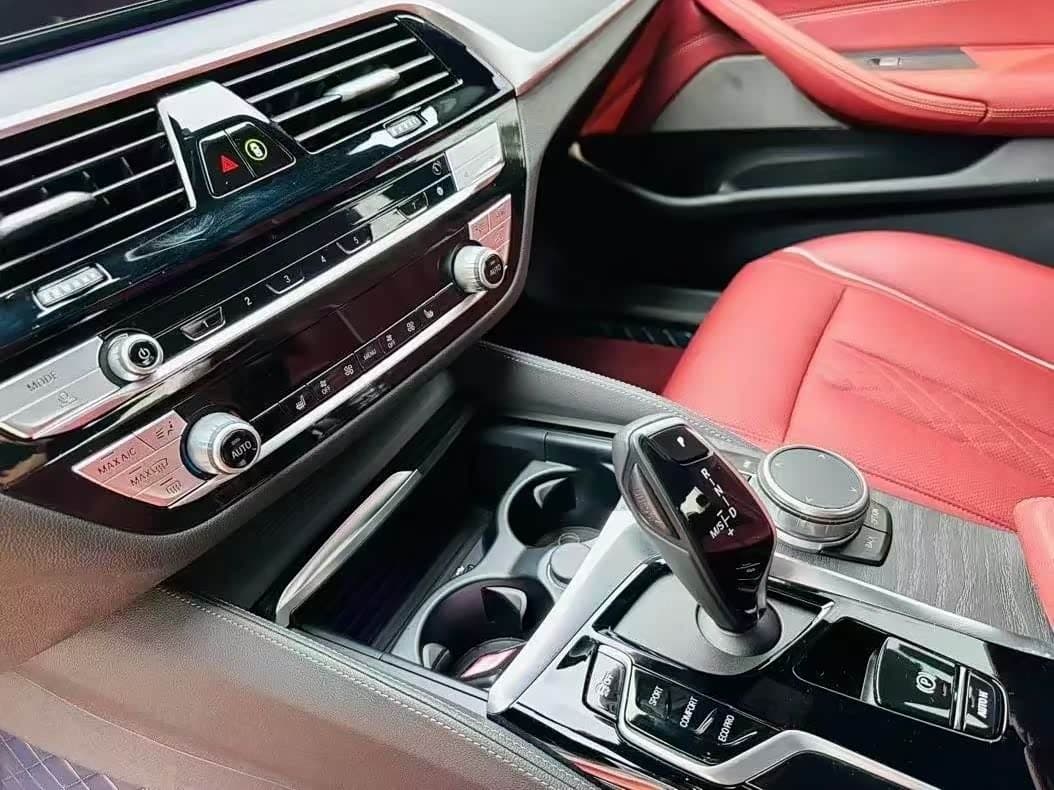 BMW 5 Series 2021 — Фото 9/9