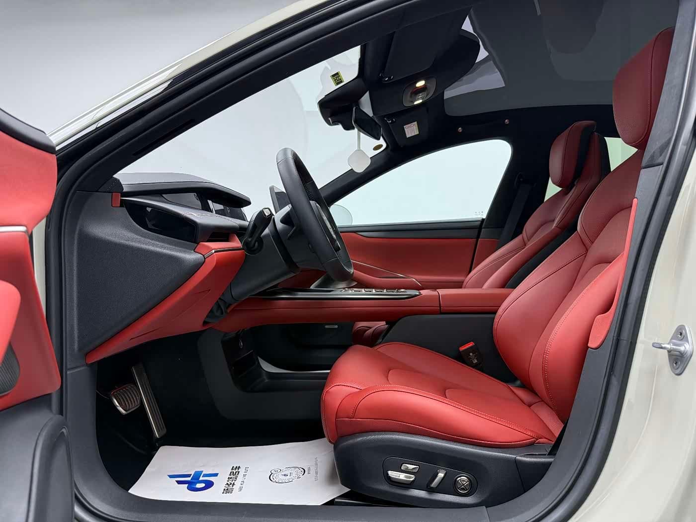 Xiaomi Auto Xiaomi SU7 2024 — Фото 11/16