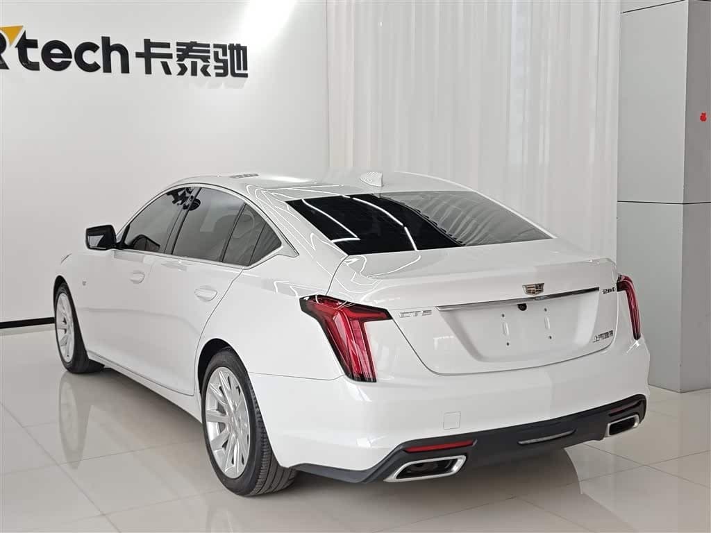 Cadillac CT5 2021 — Фото 14/19