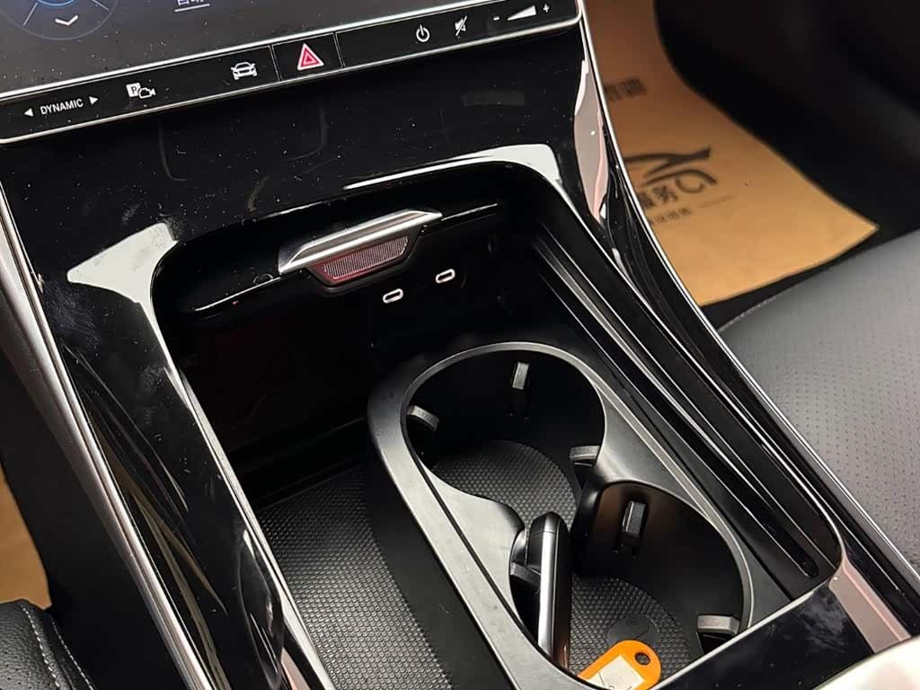 Mercedes-Benz C-Class 2024 — Фото 17/20