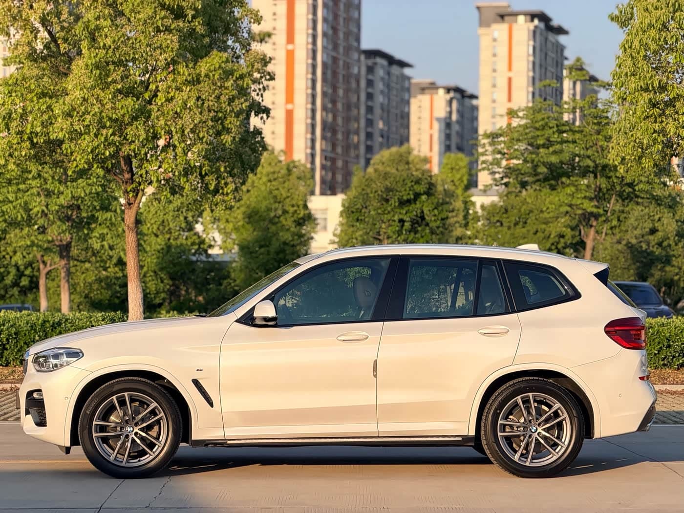 BMW X3 2019 — Фото 6/20