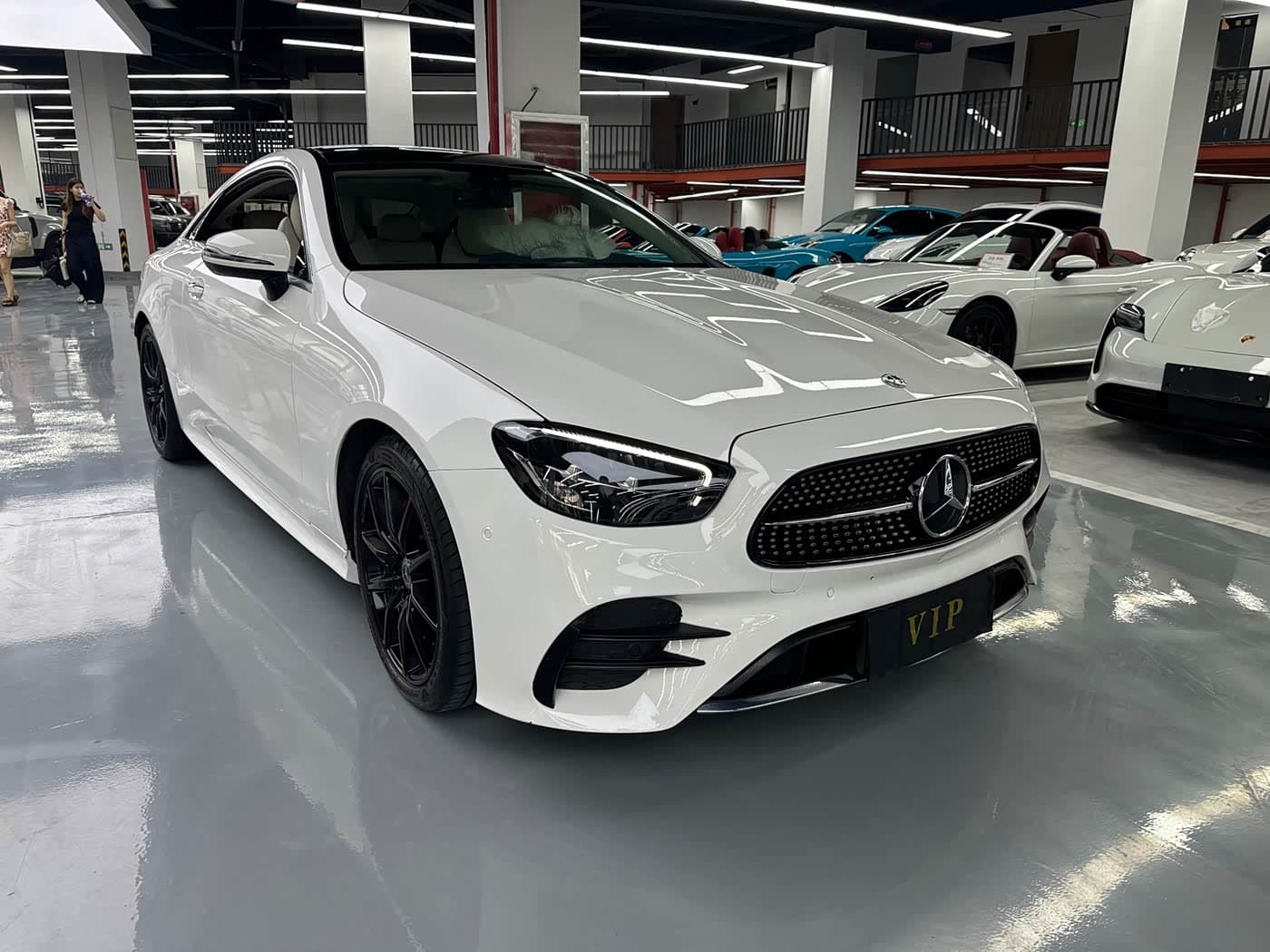 Mercedes-Benz E-Class 2020 — Фото 3/20