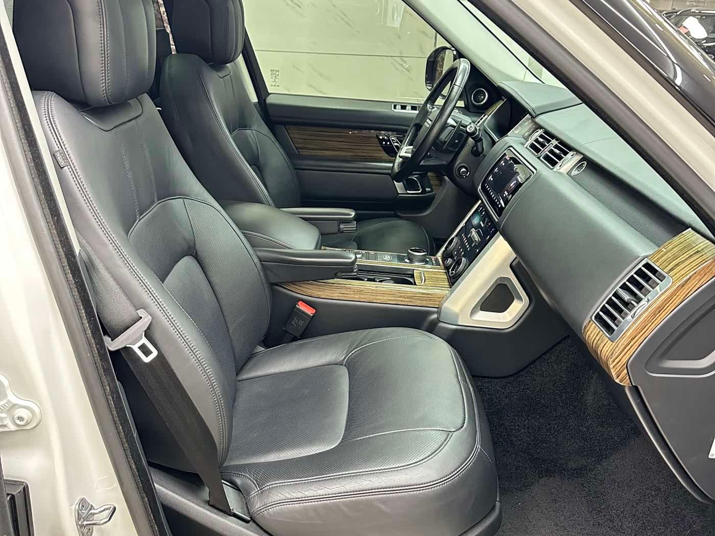 Land Rover Range Rover 2019 — Фото 12/20