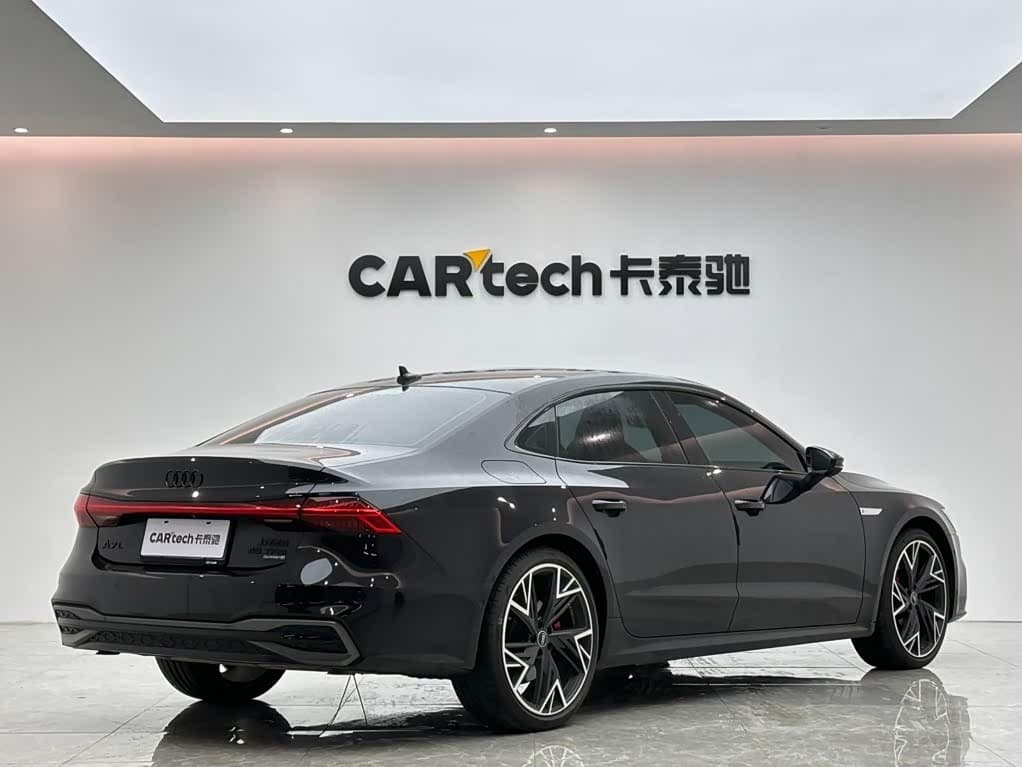 Audi A7L 2024 — Фото 5/20