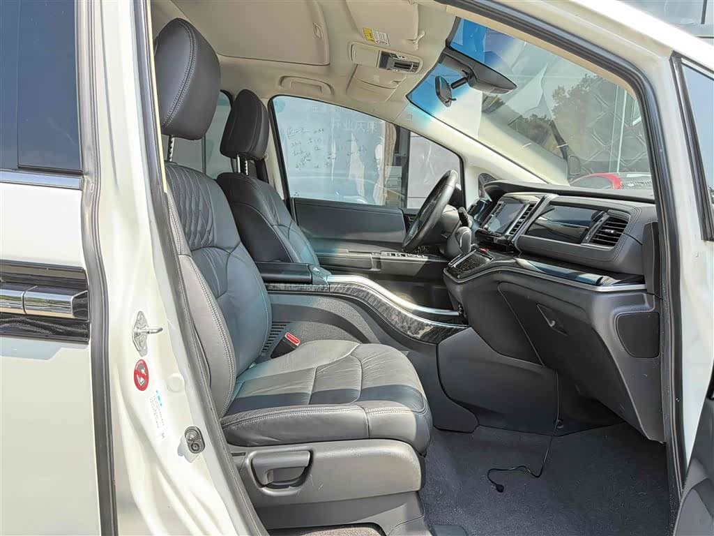 Honda Elysion 2021 — Фото 14/20