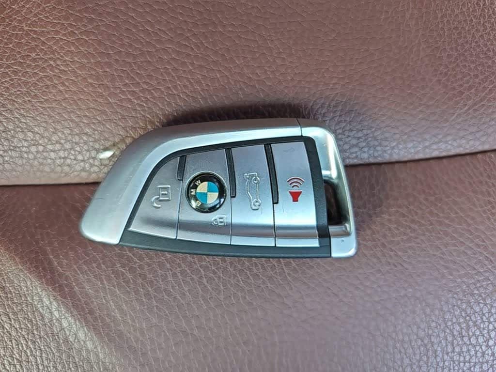 BMW 5 Series GT 2017 — Фото 9/20
