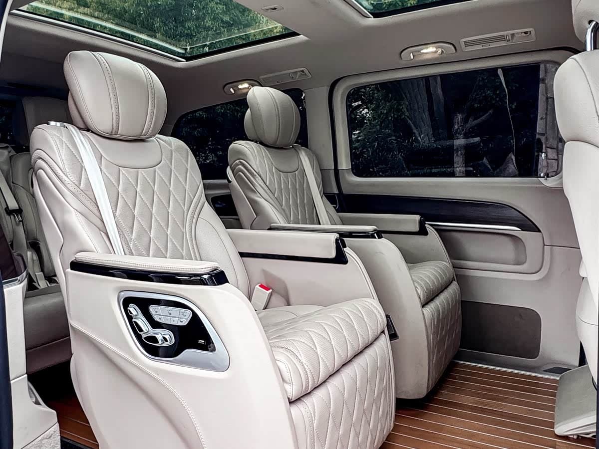 Mercedes-Benz V-Class 2021 — Фото 20/20