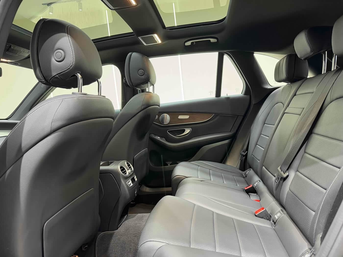 Mercedes-Benz GLC 2019 — Фото 13/20