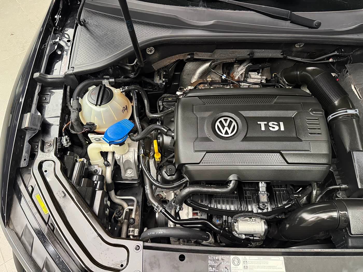 Volkswagen Passat 2018 — Фото 15/18