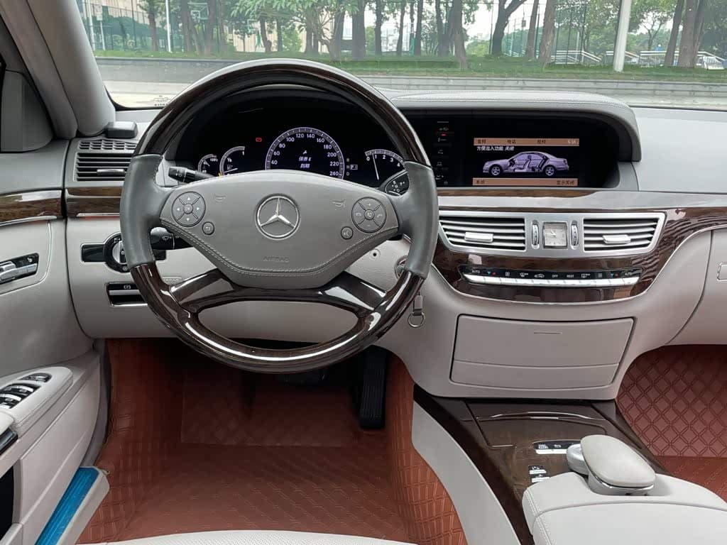 Mercedes-Benz S-Class 2013 — Фото 18/20