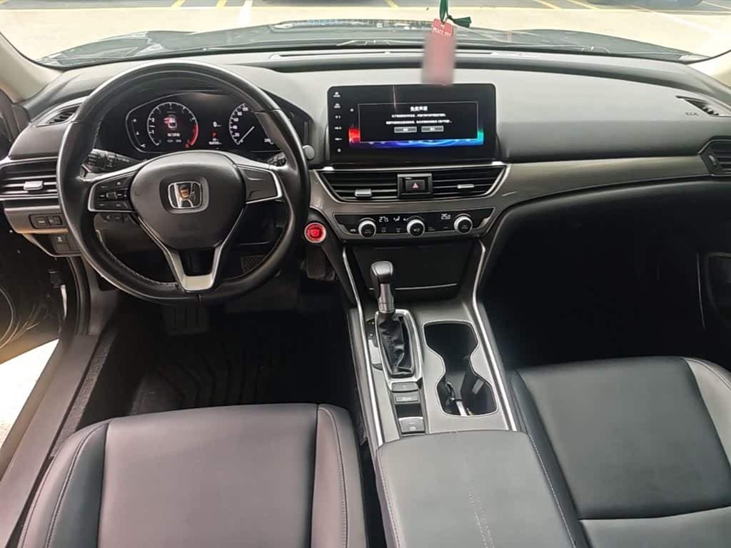 Honda Accord 2022 — Фото 10/20