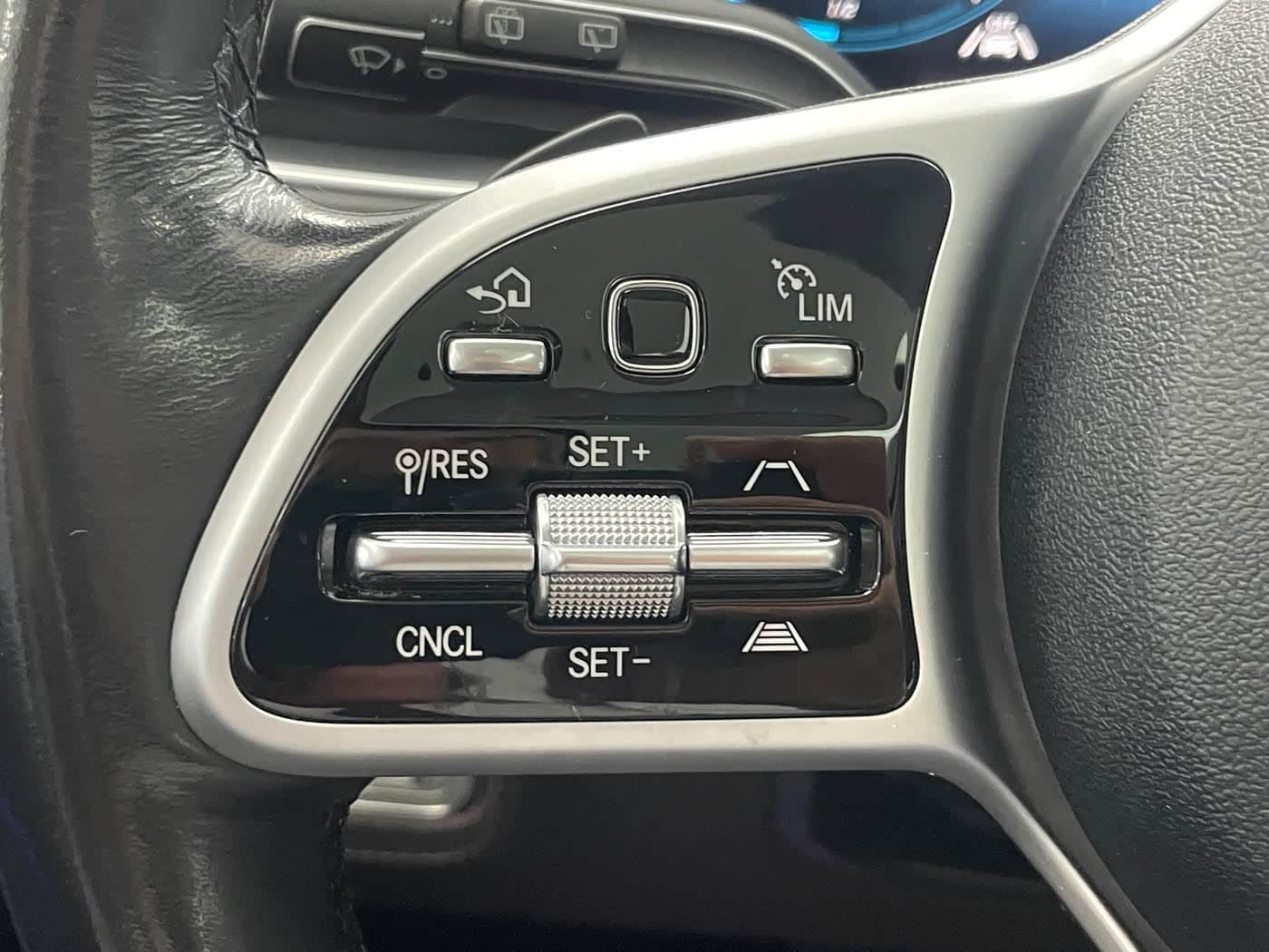 Mercedes-Benz GLS 2021 — Фото 20/20