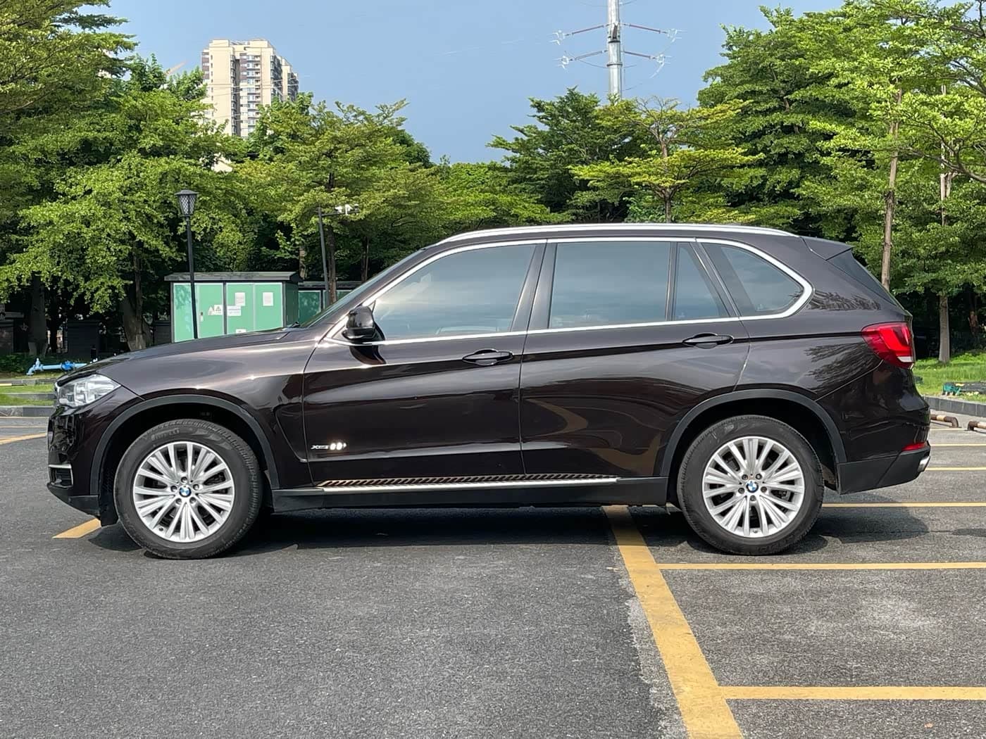 BMW X5 2015 — Фото 7/20