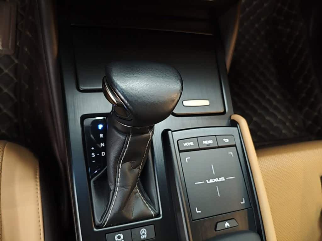 Lexus ES 2020 — Фото 14/20