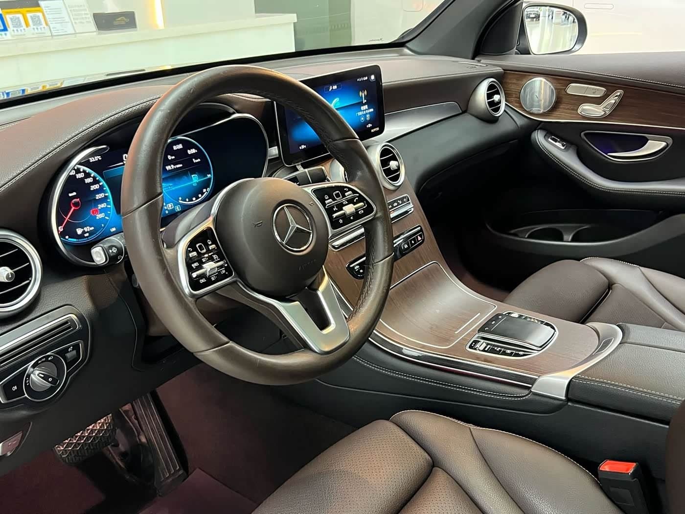 Mercedes-Benz GLC 2021 — Фото 8/20