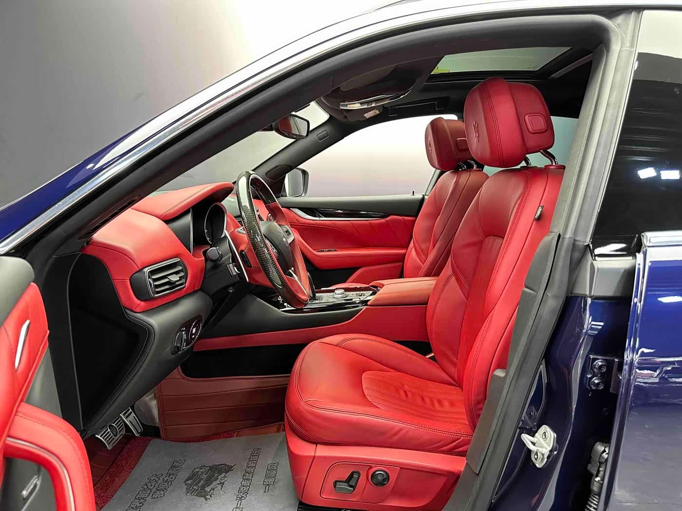 Maserati Levante 2020 — Фото 8/10
