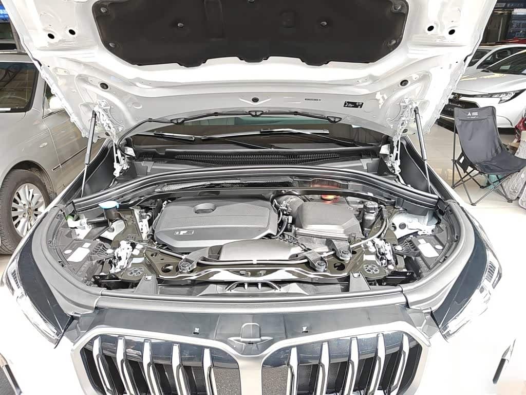 BMW X1 2025 — Фото 10/20