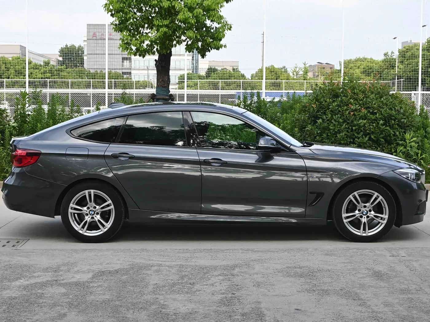 BMW 3 Series GT 2020 — Фото 7/19