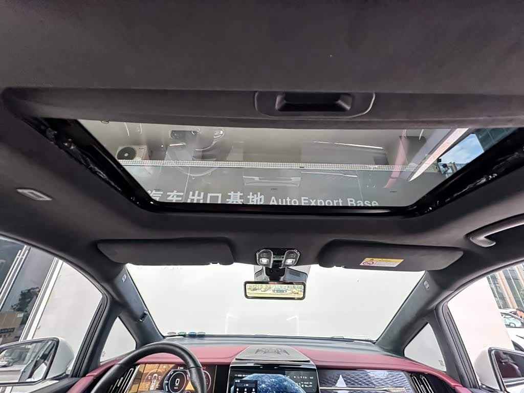 GAC Trumpchi Trumpchi M8 2023 — Фото 14/15