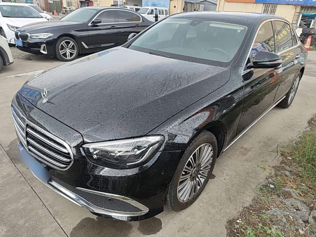 Mercedes-Benz E-Class 2023 — Фото 1/20