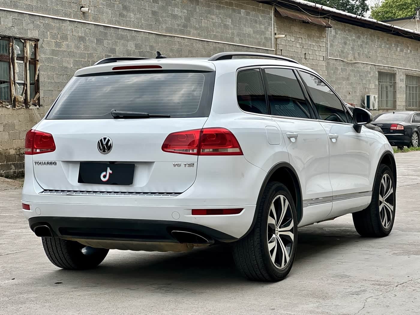 Volkswagen Touareg 2014 — Фото 6/16