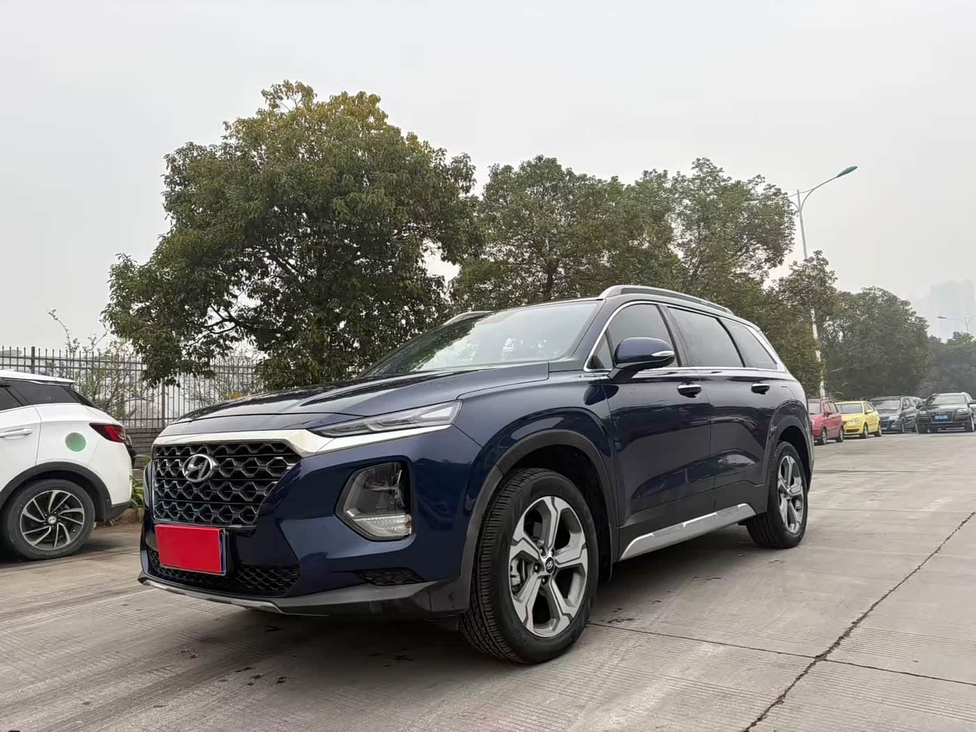 Hyundai Santa Fe 2021 — Фото 3/16