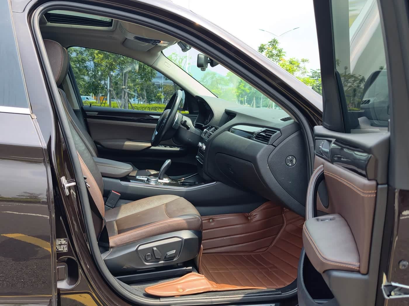 BMW X4 2016 — Фото 13/20