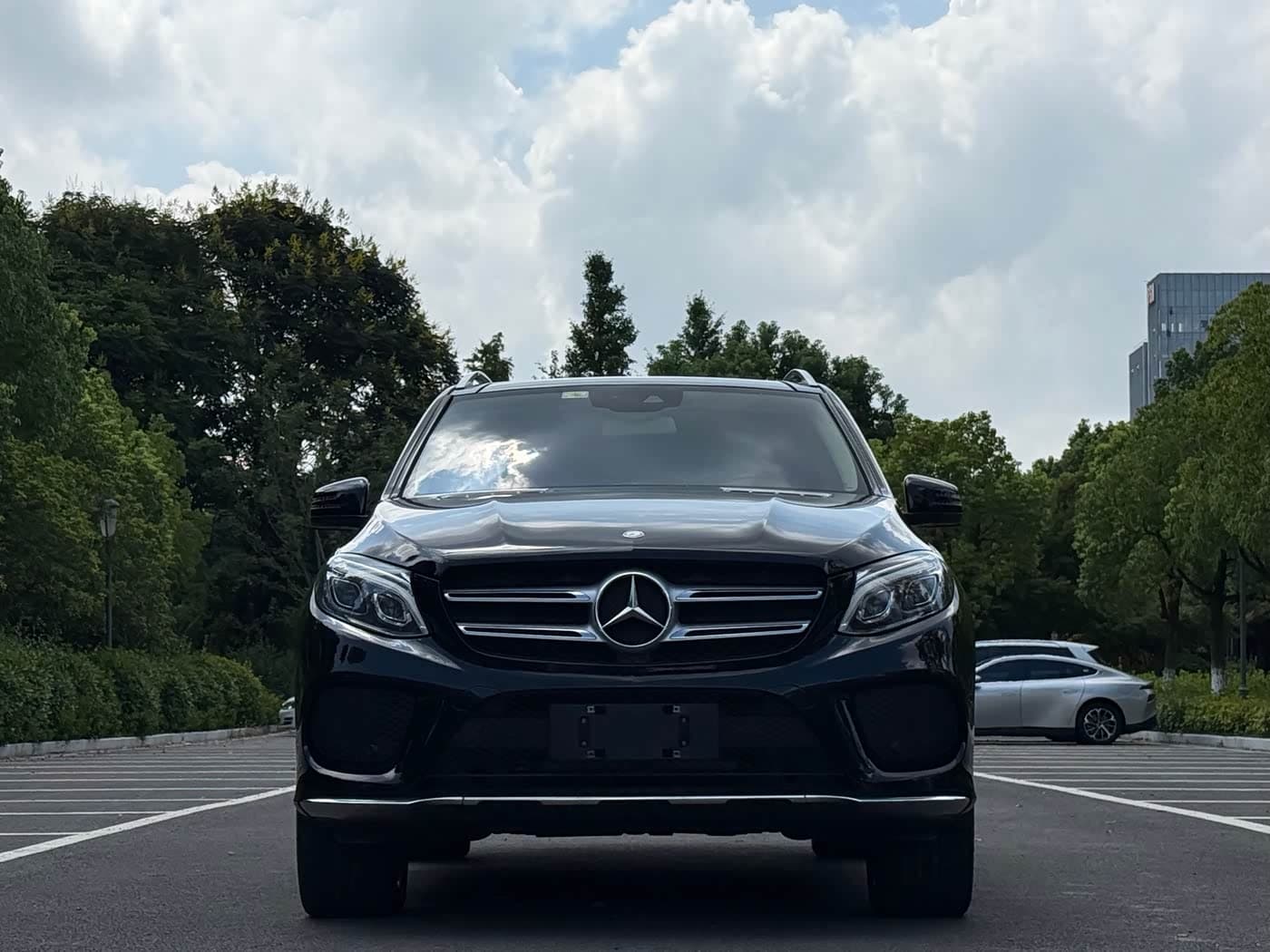 Mercedes-Benz GLE 2017 — Фото 2/20