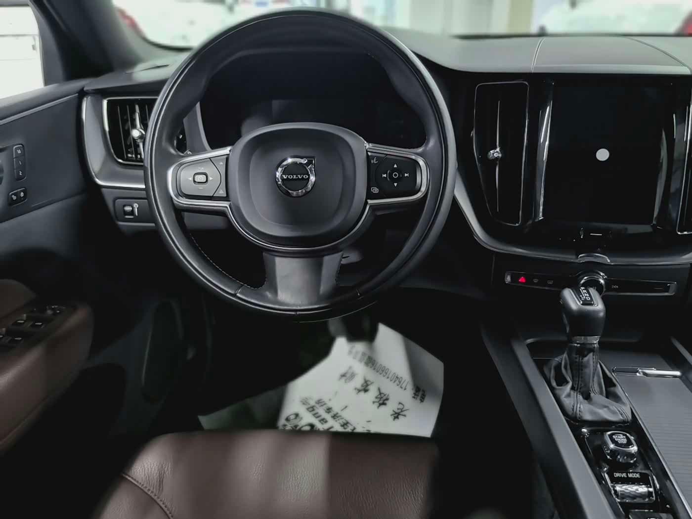 Volvo XC60 2020 — Фото 9/9