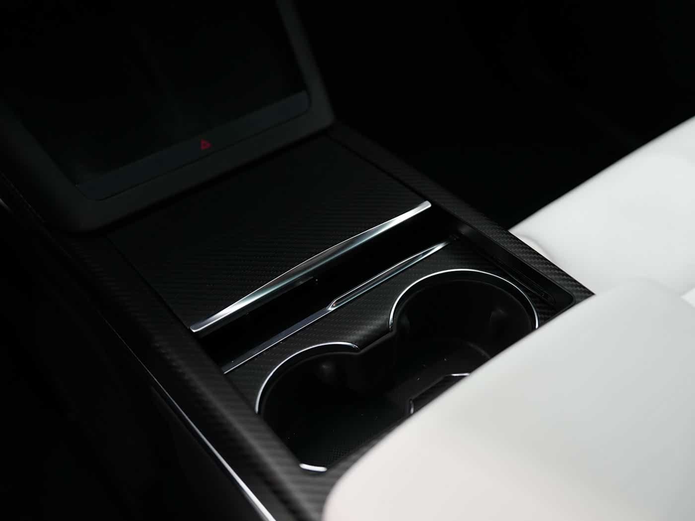 Tesla Model X 2023 — Фото 13/20