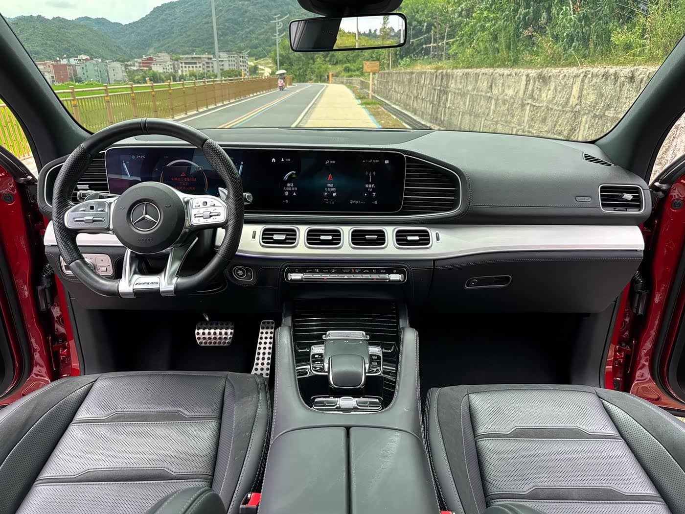 Mercedes-Benz GLE AMG 2022 — Фото 13/19