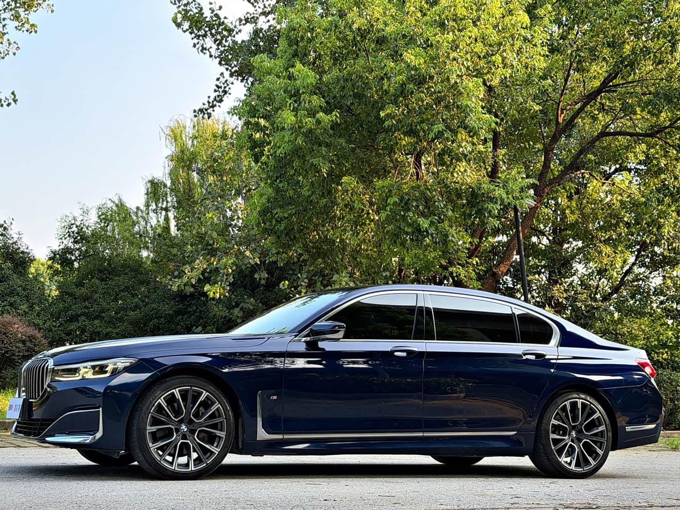 BMW 7 Series 2020 — Фото 18/20