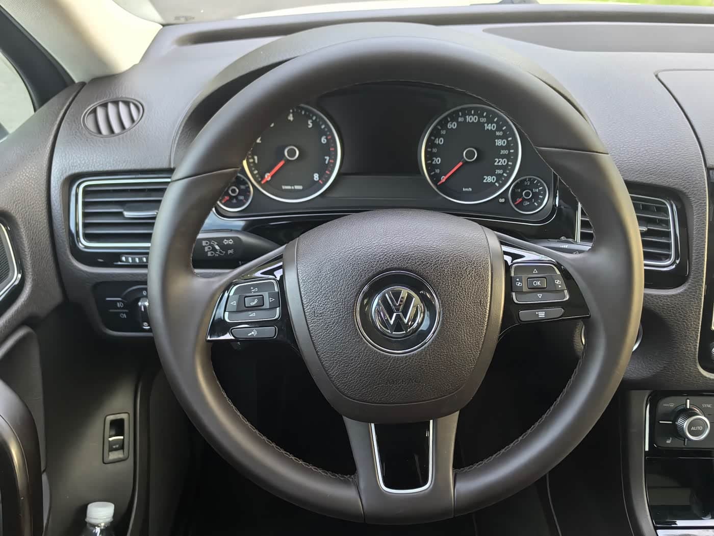 Volkswagen Touareg 2016 — Фото 11/15