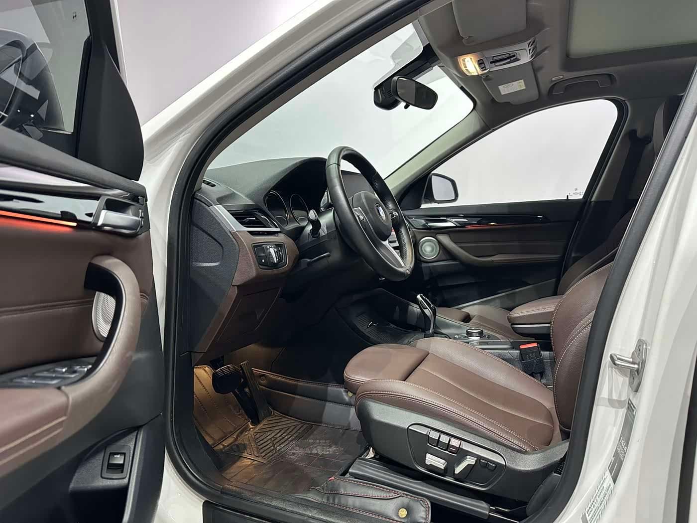 BMW X1 2023 — Фото 13/14