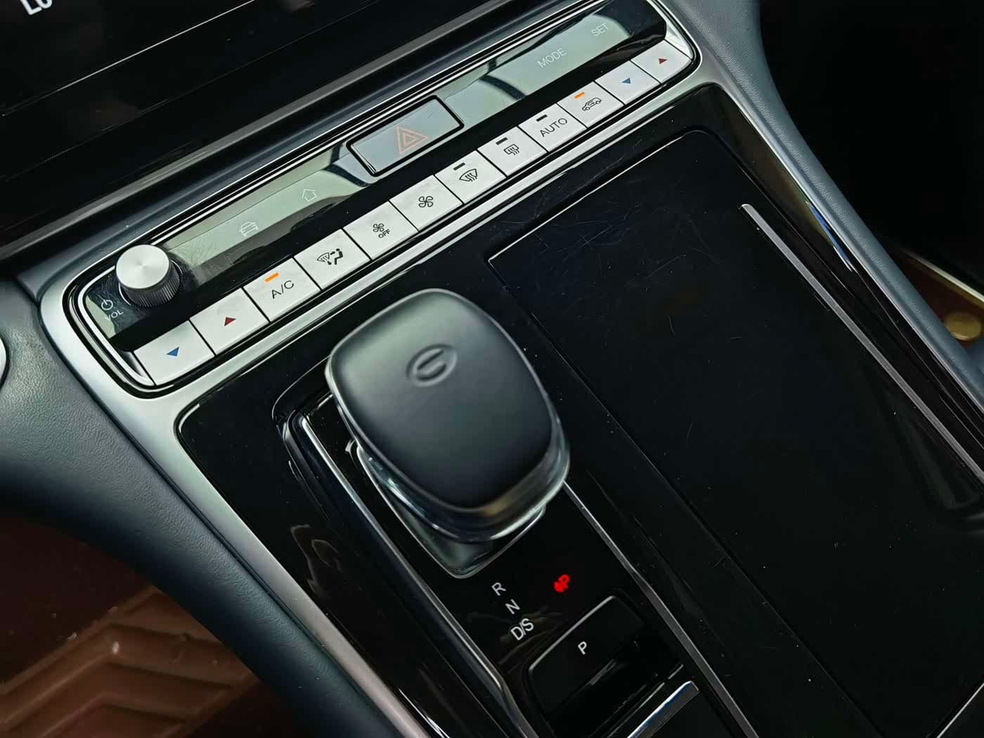 GAC Trumpchi Trumpchi M8 2023 — Фото 13/18