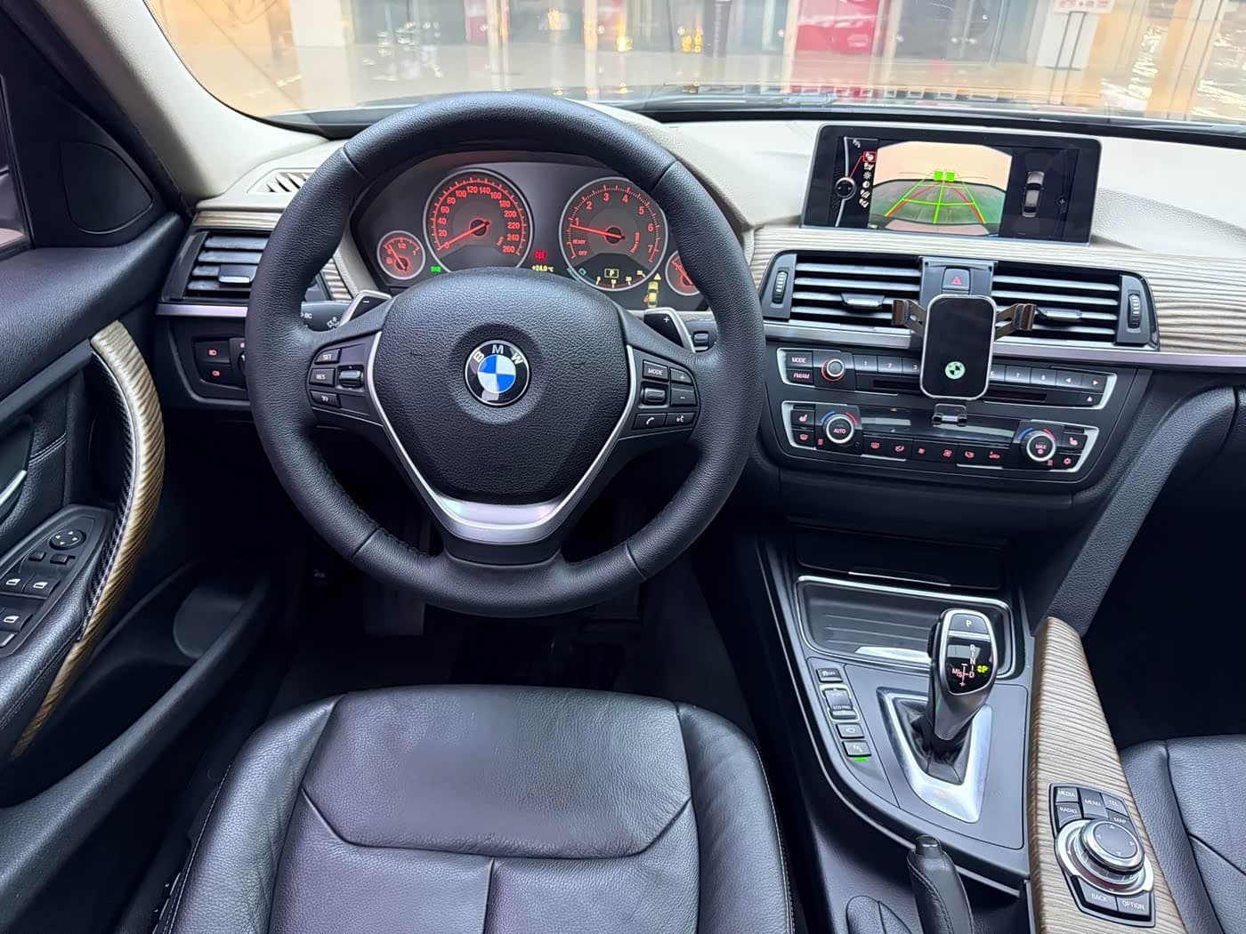 BMW 3 Series 2015 — Фото 7/11