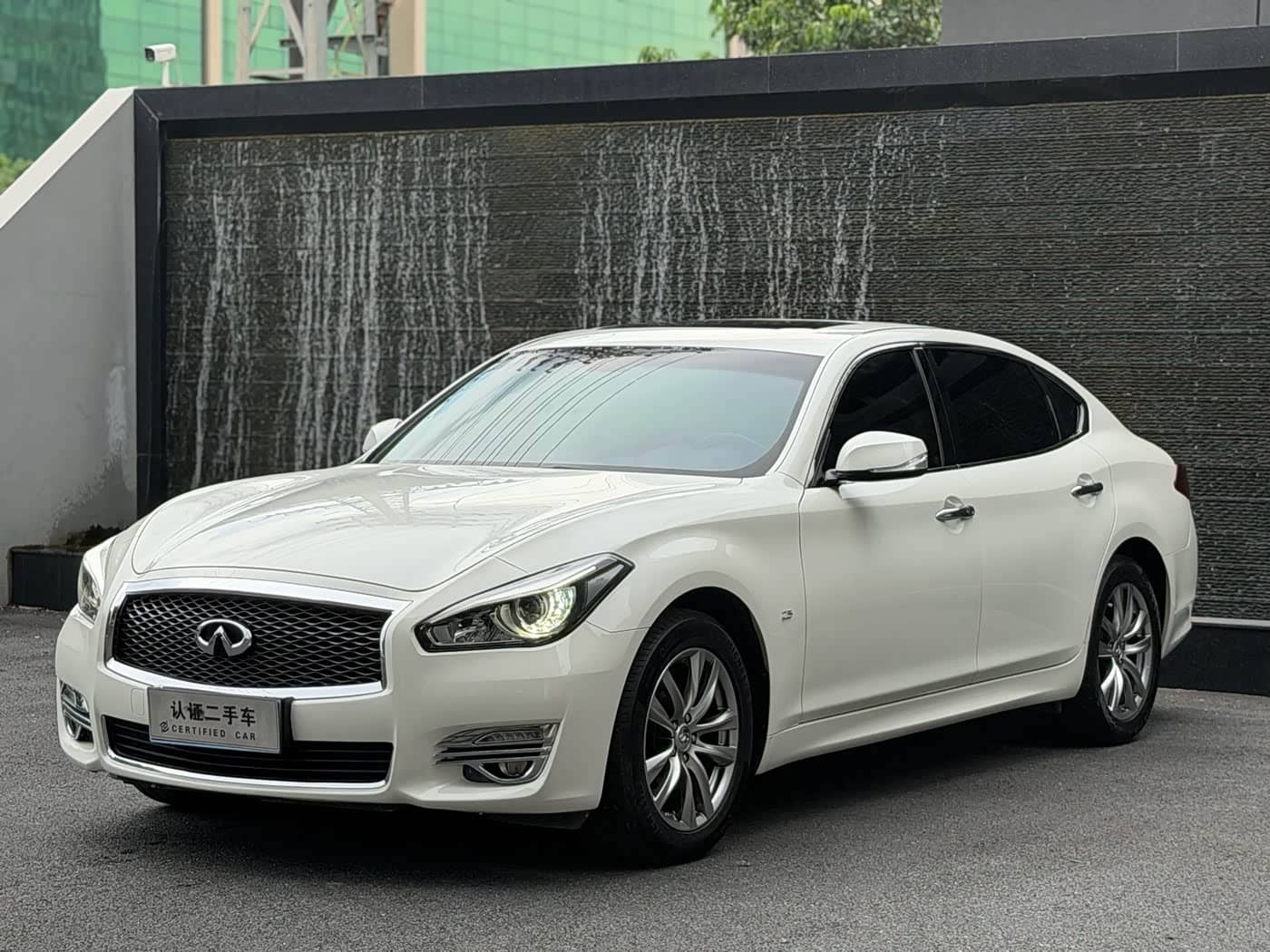 Infiniti Q70, 2018