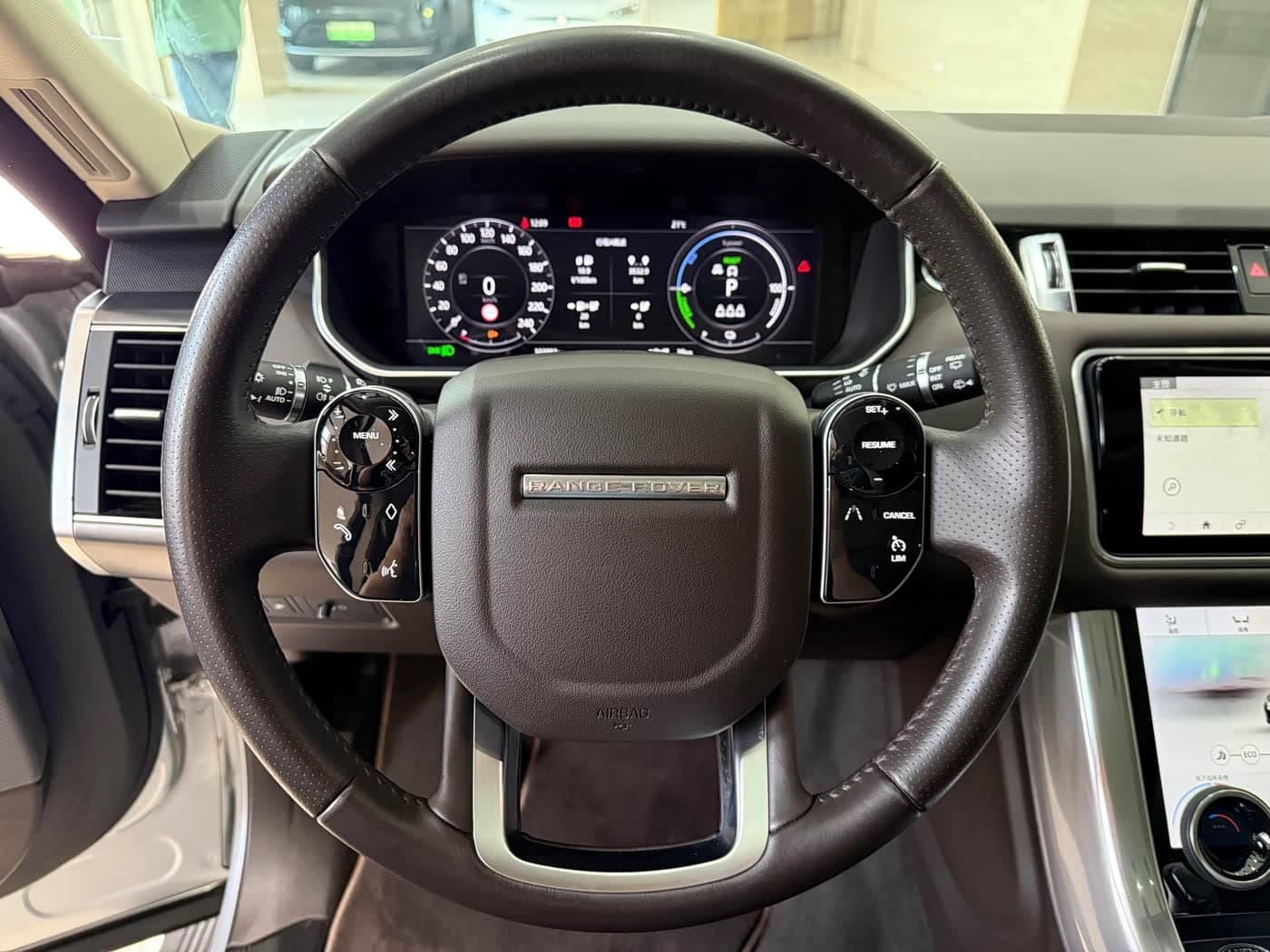 Land Rover Range Rover Sport PHEV 2021 — Фото 9/19