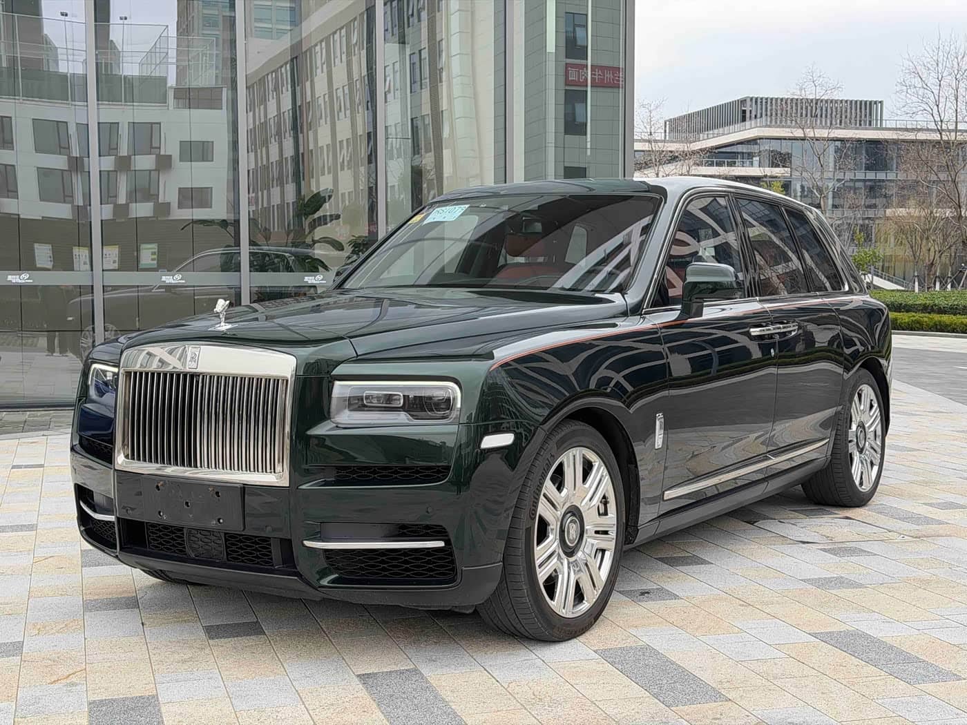 Rolls-Royce Cullinan, 2022