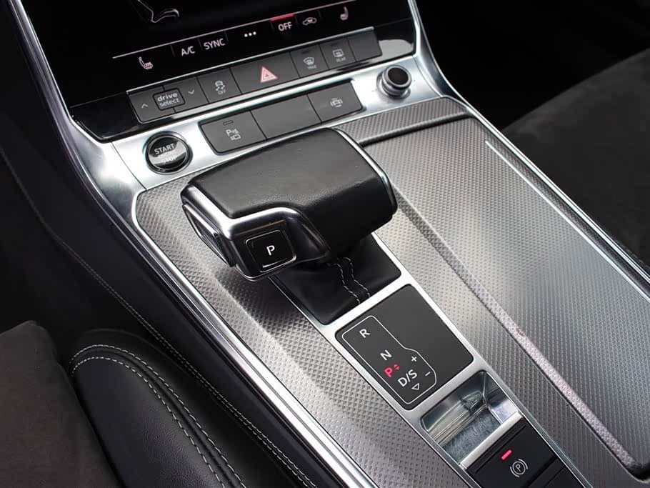 Audi A6L 2021 — Фото 11/16